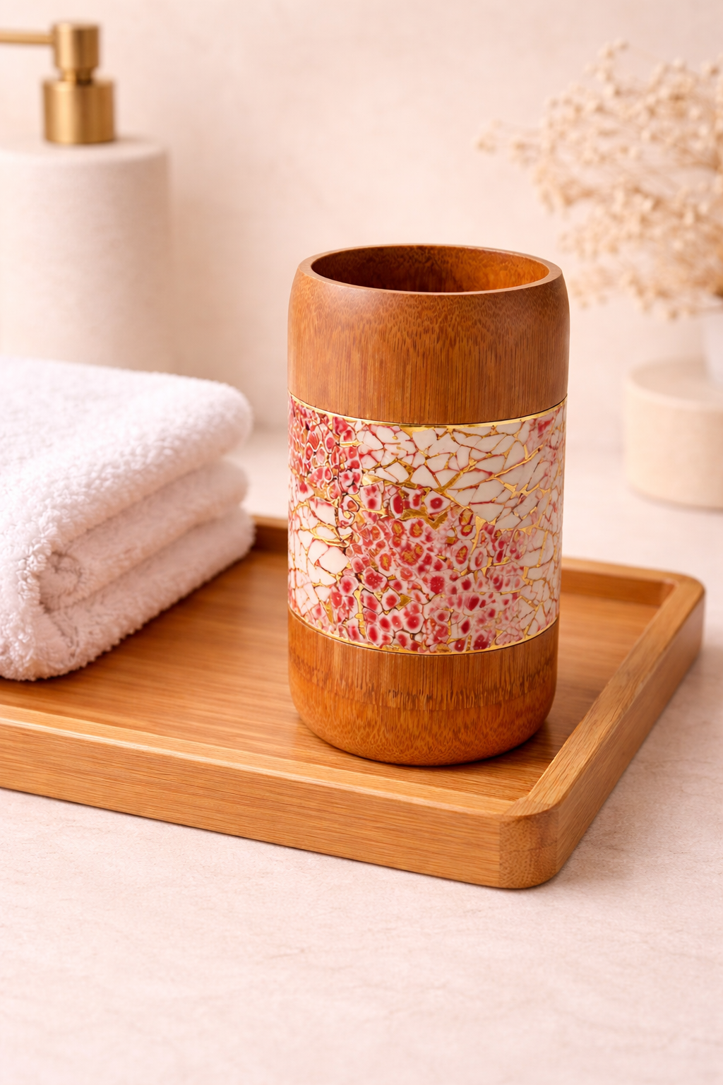 Aurelia Rouge Kintsugi Bamboo Holder